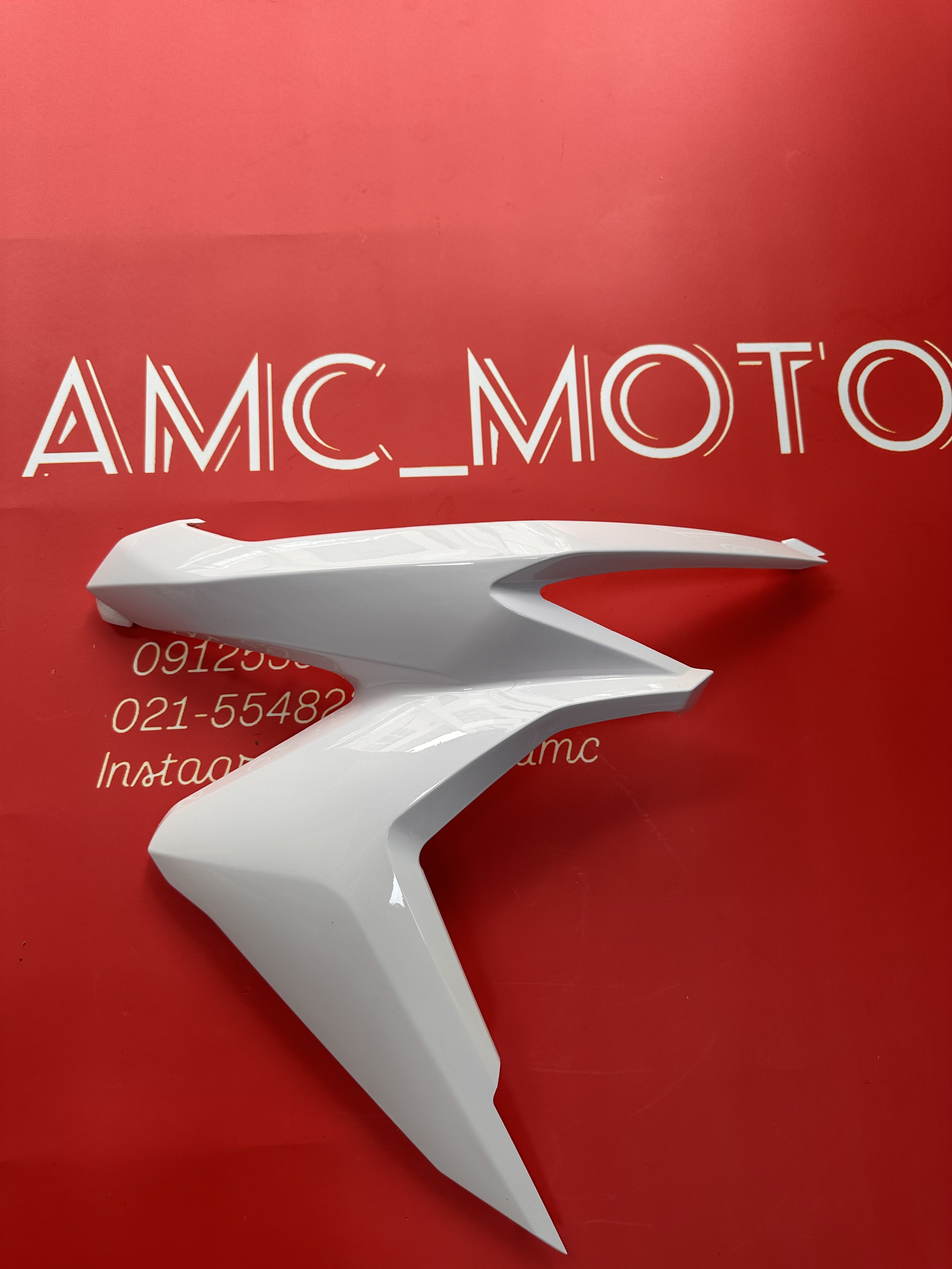 فلاپ بغل چراغ راست طرح کلیک سفید براق